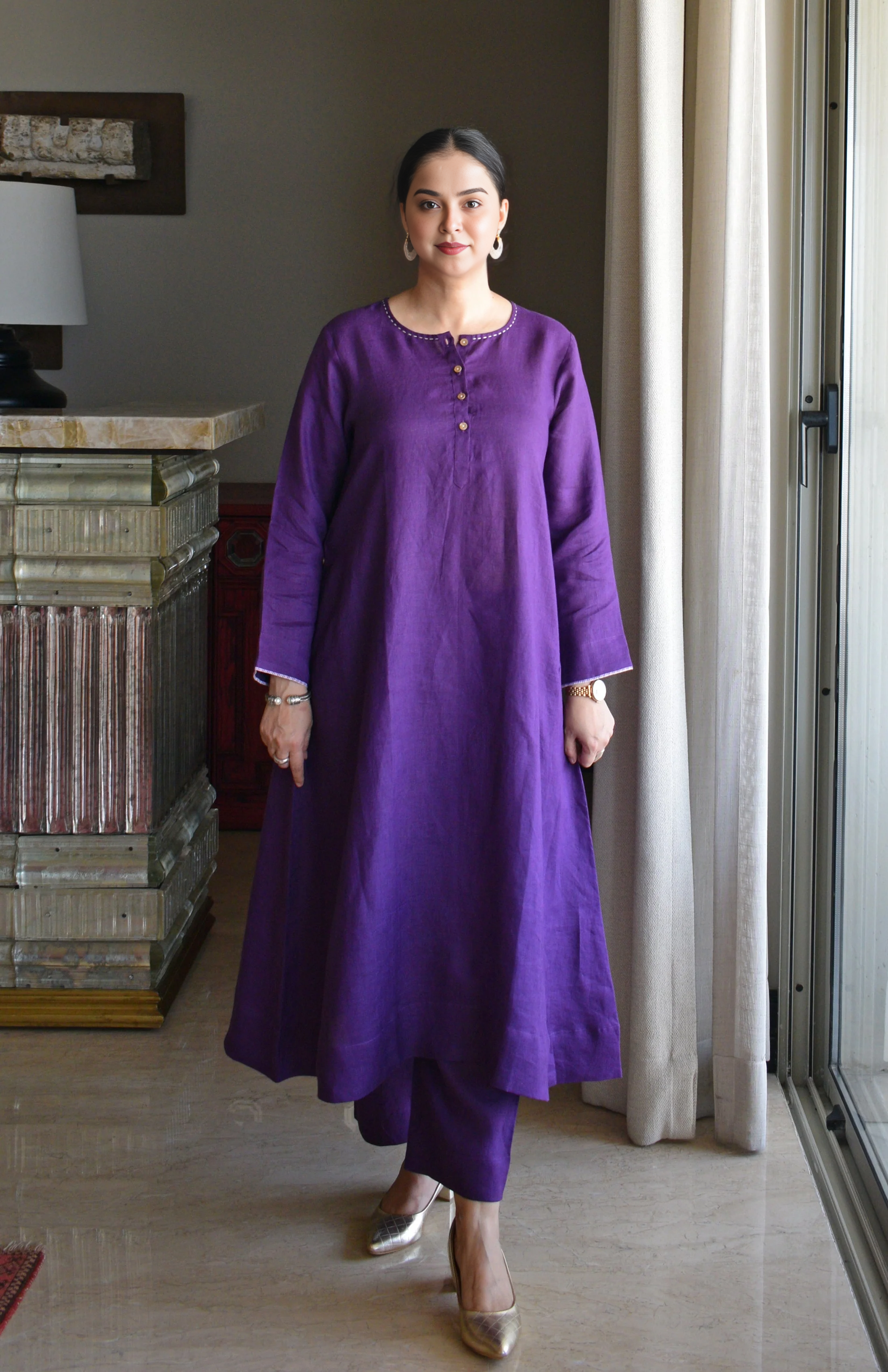 women Embroidered Kurta Set