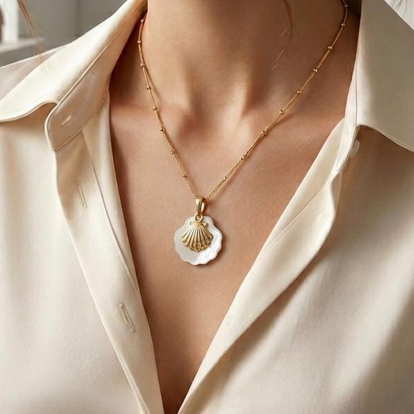 Ocean Pearl Shell Pendant Necklace for Women