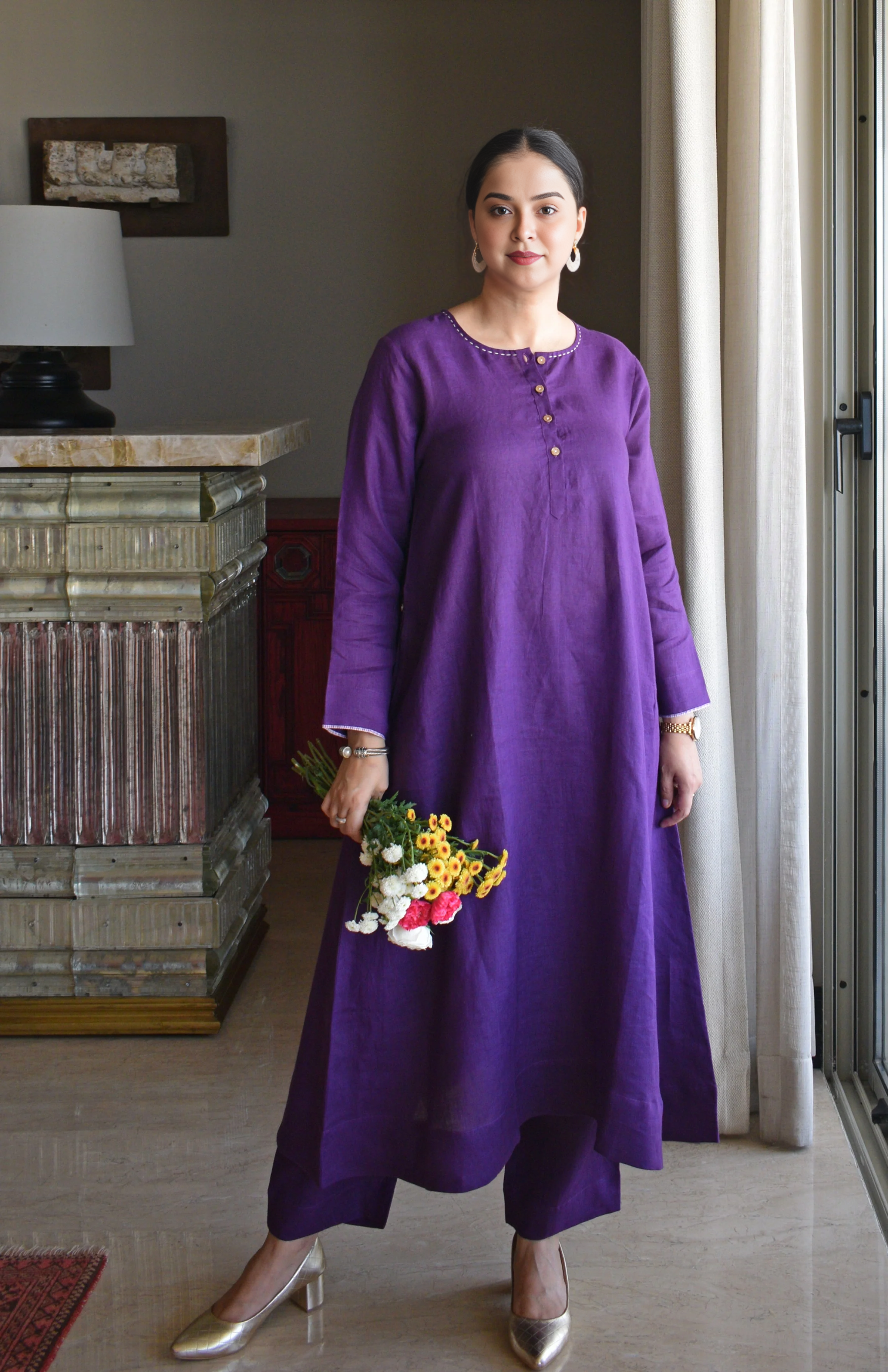 women Embroidered Kurta Set