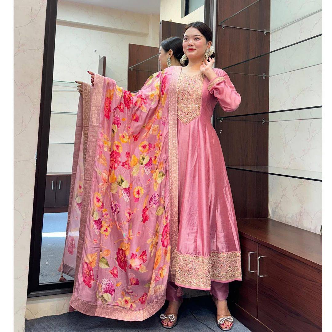 Elegant And Traditional Suit Set