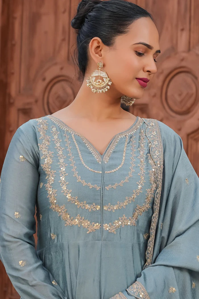 Grey Regal Embroidered Kurta Set with Dupatta
