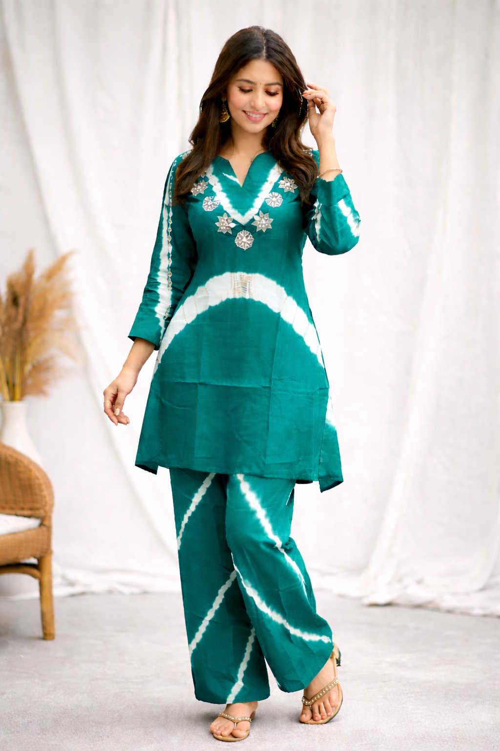 Radiant Rama Tie-Dye Kurta & Pant Co-ord Set with Embroidered Yoke