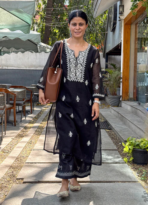 Embroidered Chikankari Kurta Set