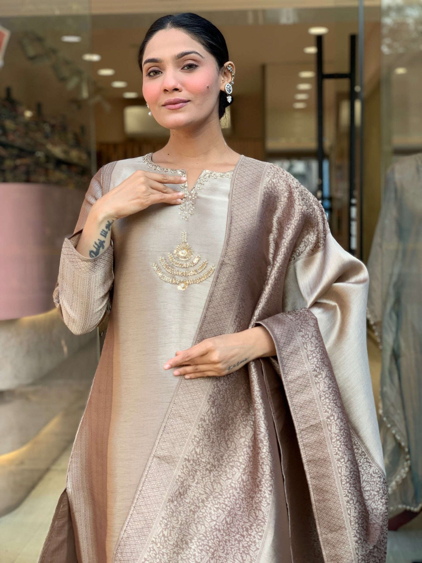 Elegant Kanjivaram Tissue Blend Straight Kurta Set with Woven Jacquard Dupatta