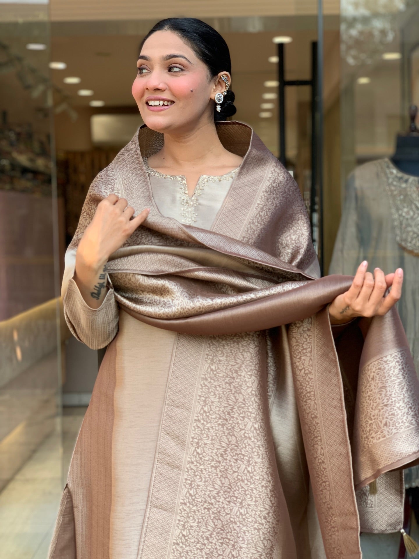 Elegant Kanjivaram Tissue Blend Straight Kurta Set with Woven Jacquard Dupatta