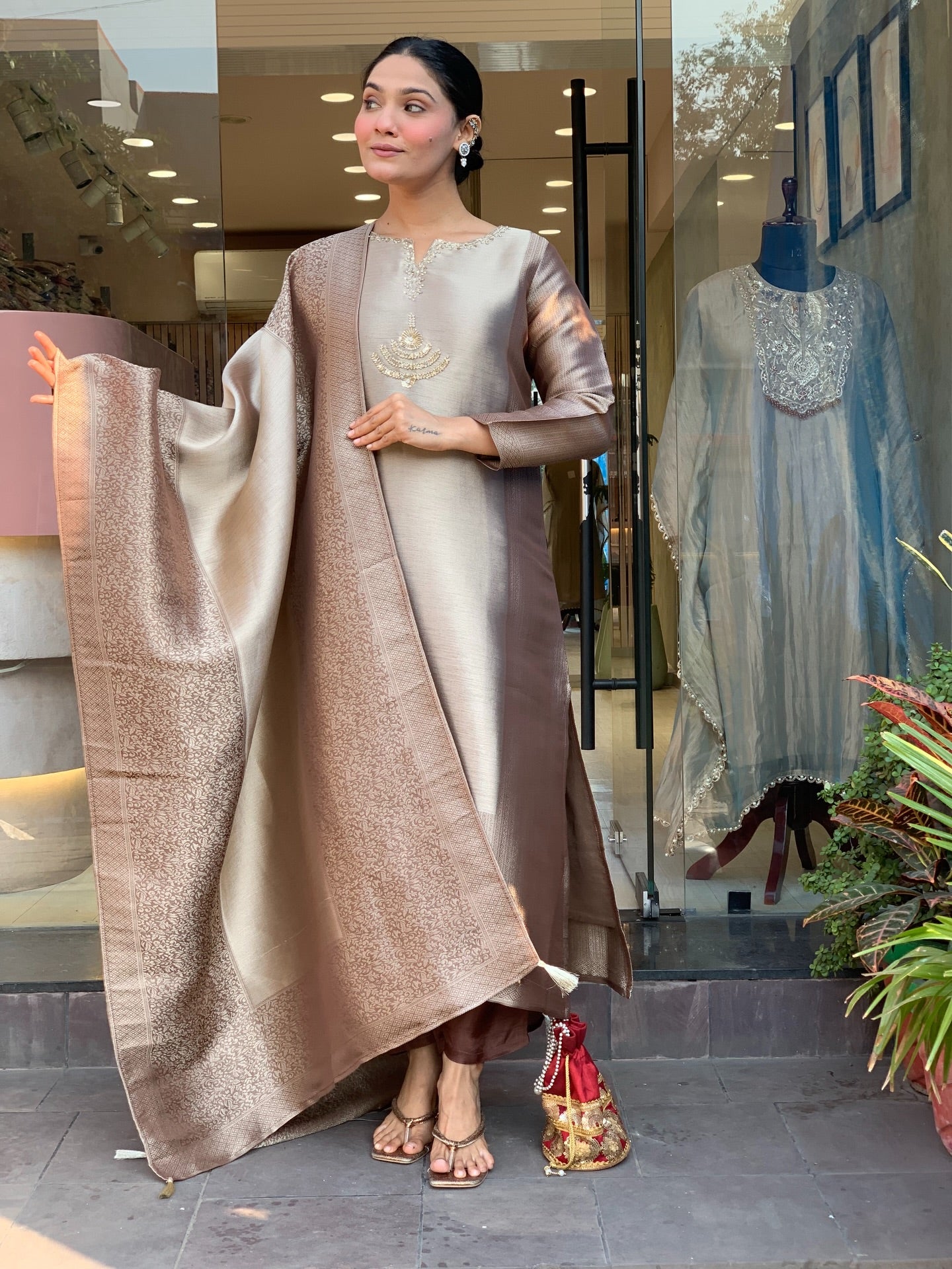 Elegant Kanjivaram Tissue Blend Straight Kurta Set with Woven Jacquard Dupatta