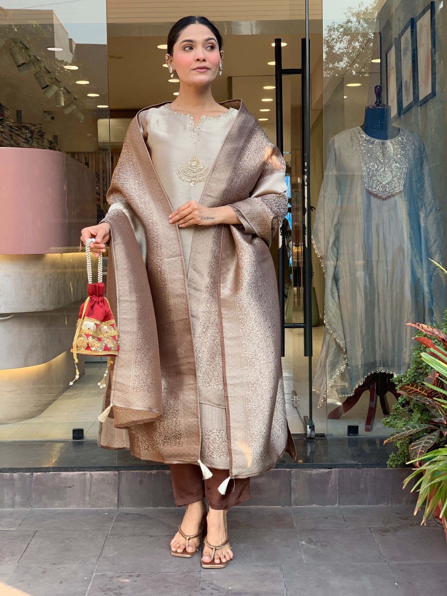 Elegant Kanjivaram Tissue Blend Straight Kurta Set with Woven Jacquard Dupatta