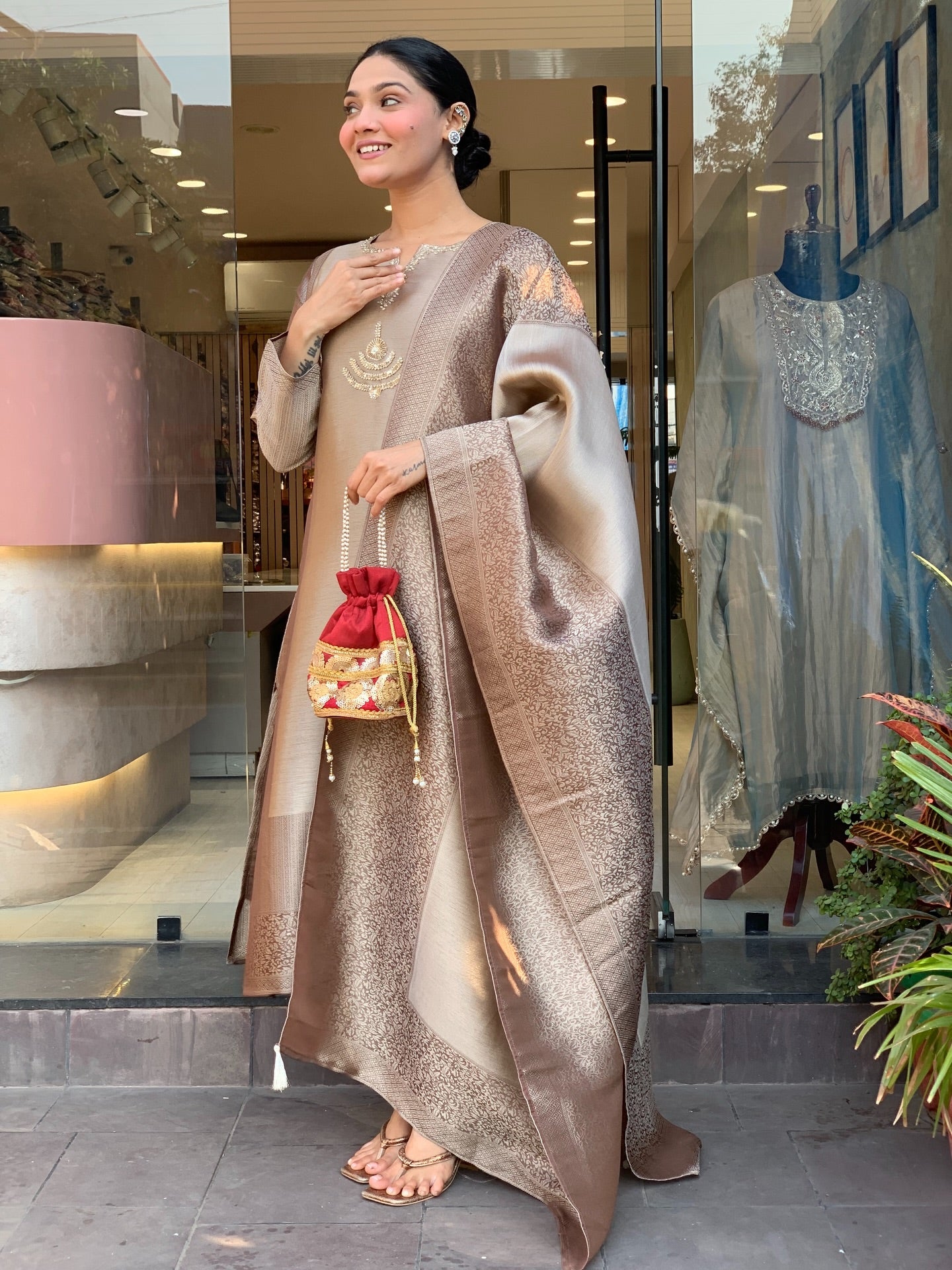 Elegant Kanjivaram Tissue Blend Straight Kurta Set with Woven Jacquard Dupatta