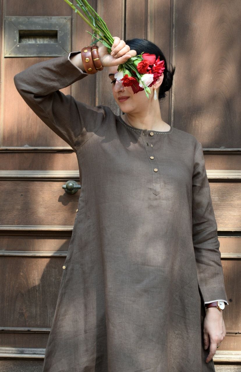 women Embroidered Kurta Set