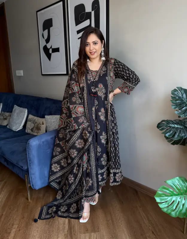Midnight Elegance Floral Printed Cotton Kurta Set with Dupatta for Women