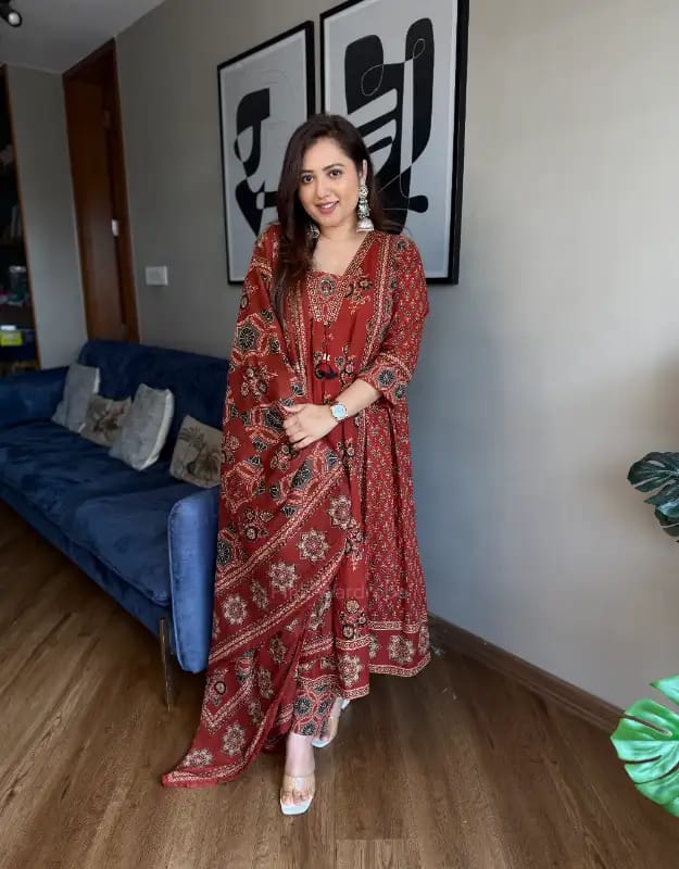 Midnight Elegance Floral Printed Cotton Kurta Set with Dupatta for Women