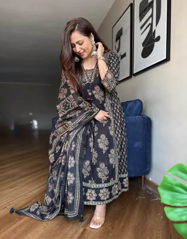 Midnight Elegance Floral Printed Cotton Kurta Set with Dupatta for Women